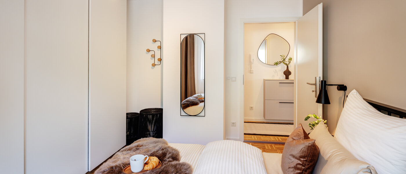 Wohnung München Milbertshofen 04 Schlafzimmer 7233