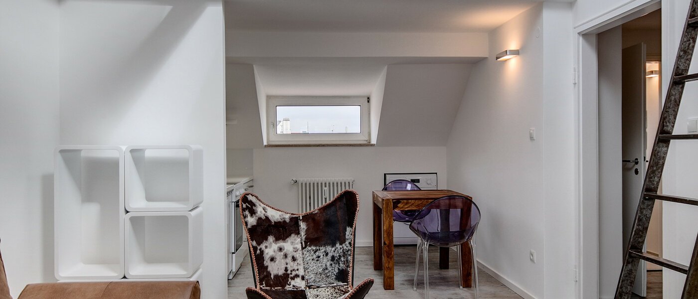 Dachgeschosswohnung München Maxvorstadt - Rund um den Josephplatz 05 Wohnen 7242