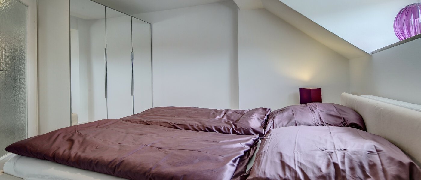 Dachgeschosswohnung München Maxvorstadt - Rund um den Josephplatz 02 Schlafen 7242