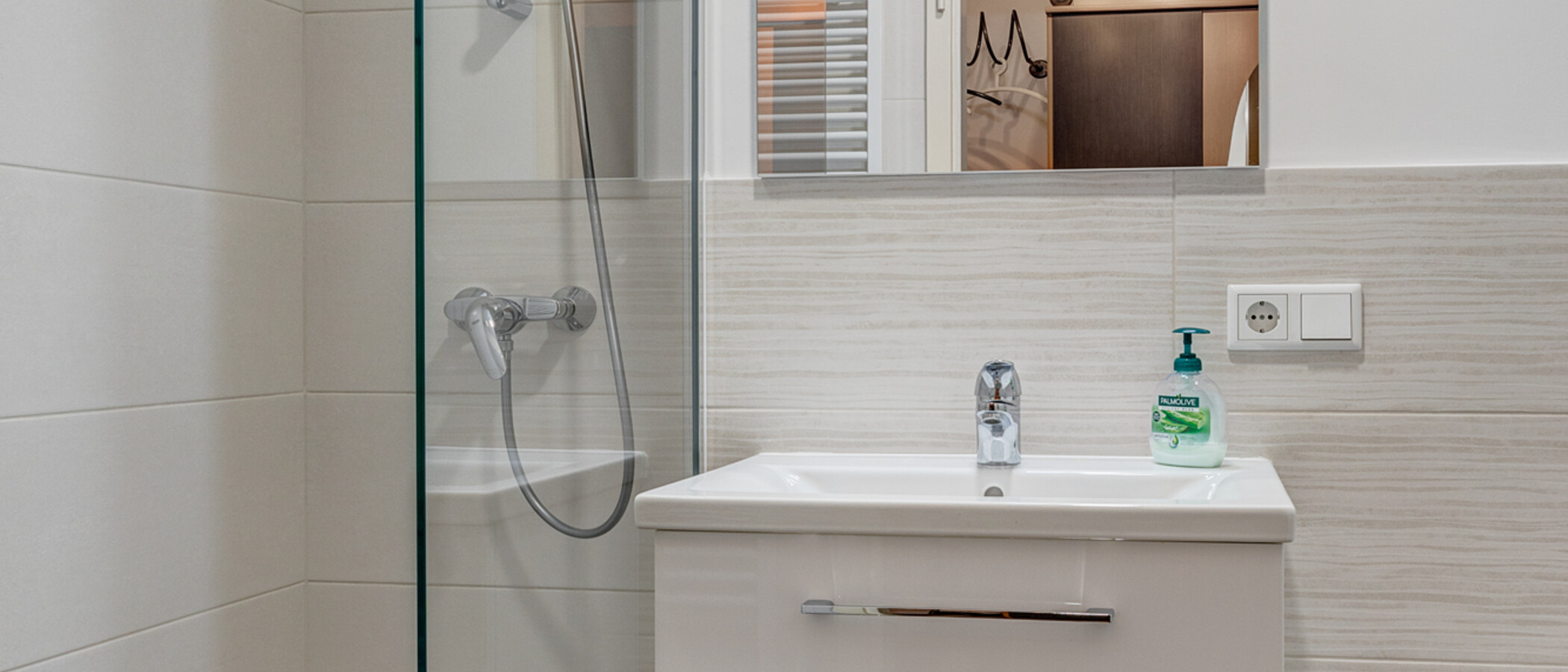 Apartment München Haidhausen 02 Badezimmer 726