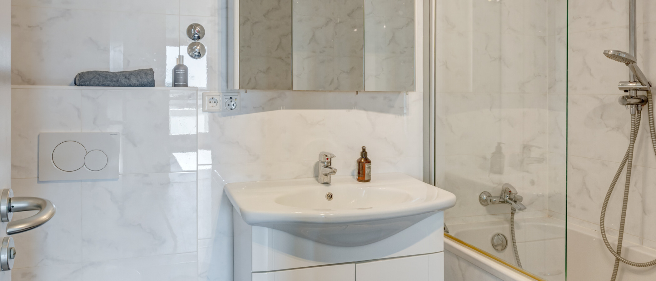 Wohnung München Schwabing-West 01 Badezimmer 7349