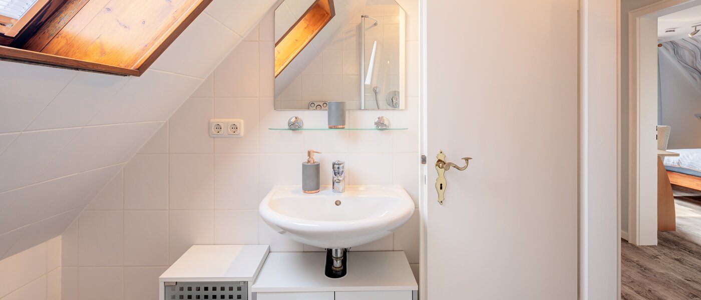 Wohnung München Feldmoching 02 Badezimmer 7365