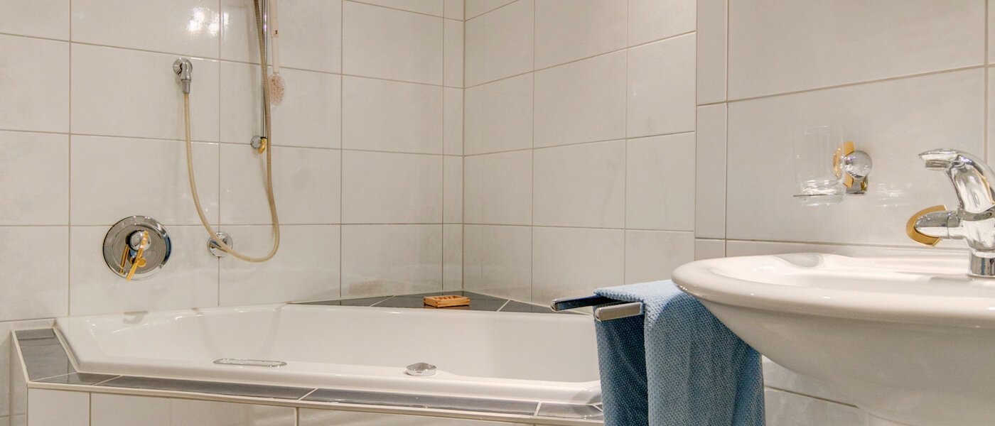 Maisonettewohnung München Fasanerie 02 Badezimmer 7475