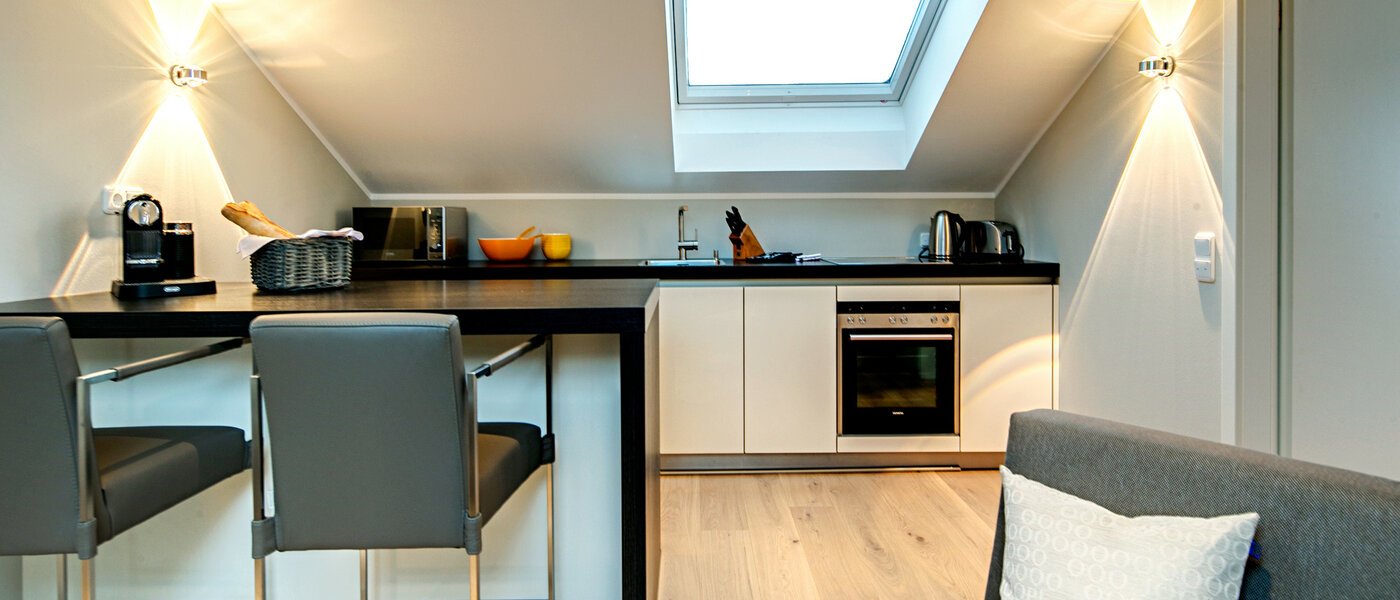Dachgeschosswohnung München Trudering 01 Küche 7503