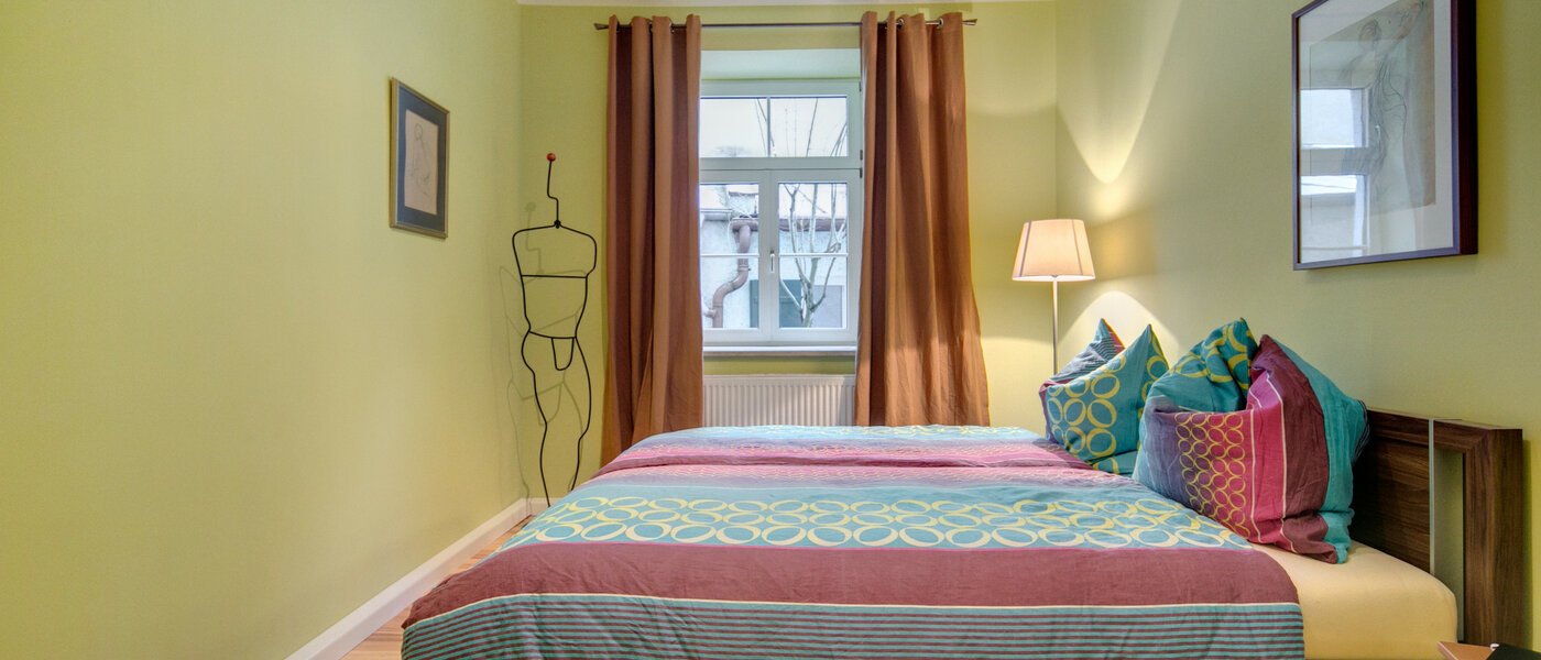 Wohnung München Neuhausen 01 Schlafen 7528