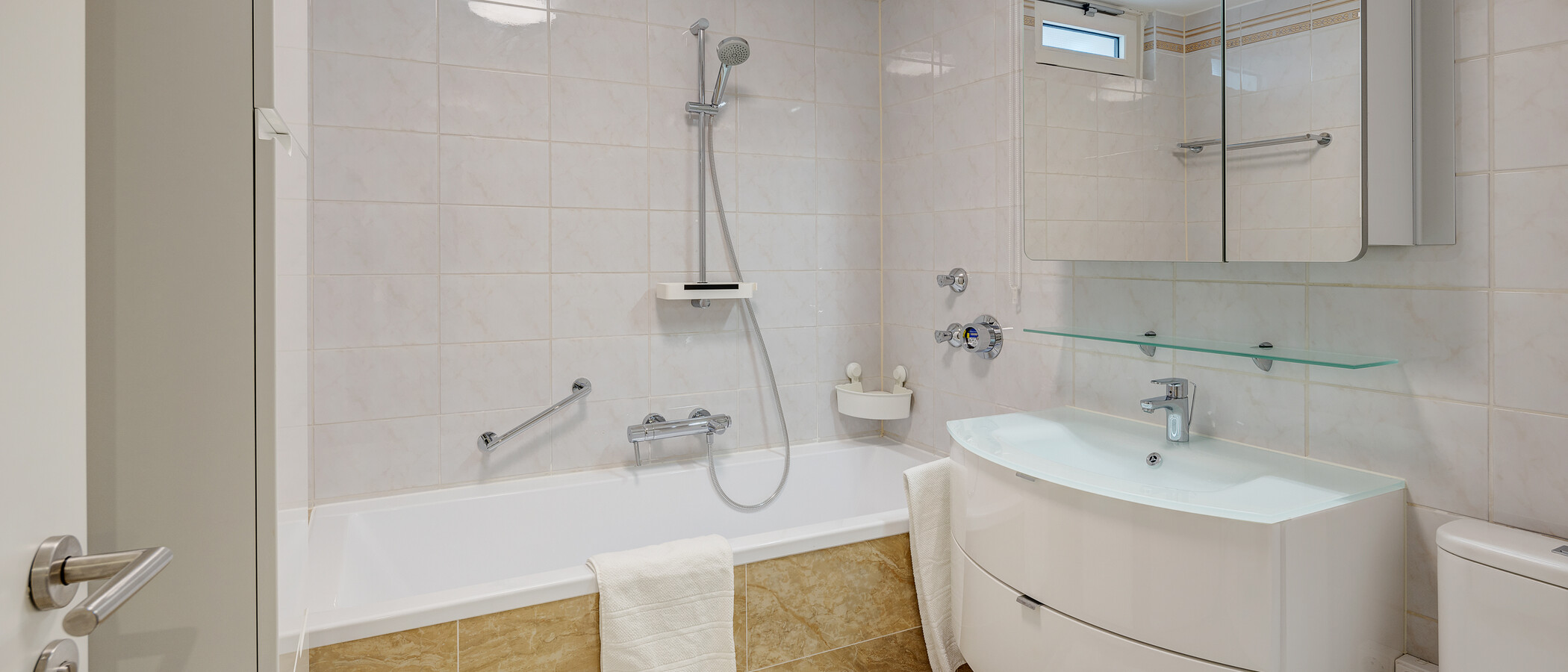 Wohnung München Englschalking 01 Badezimmer 7607