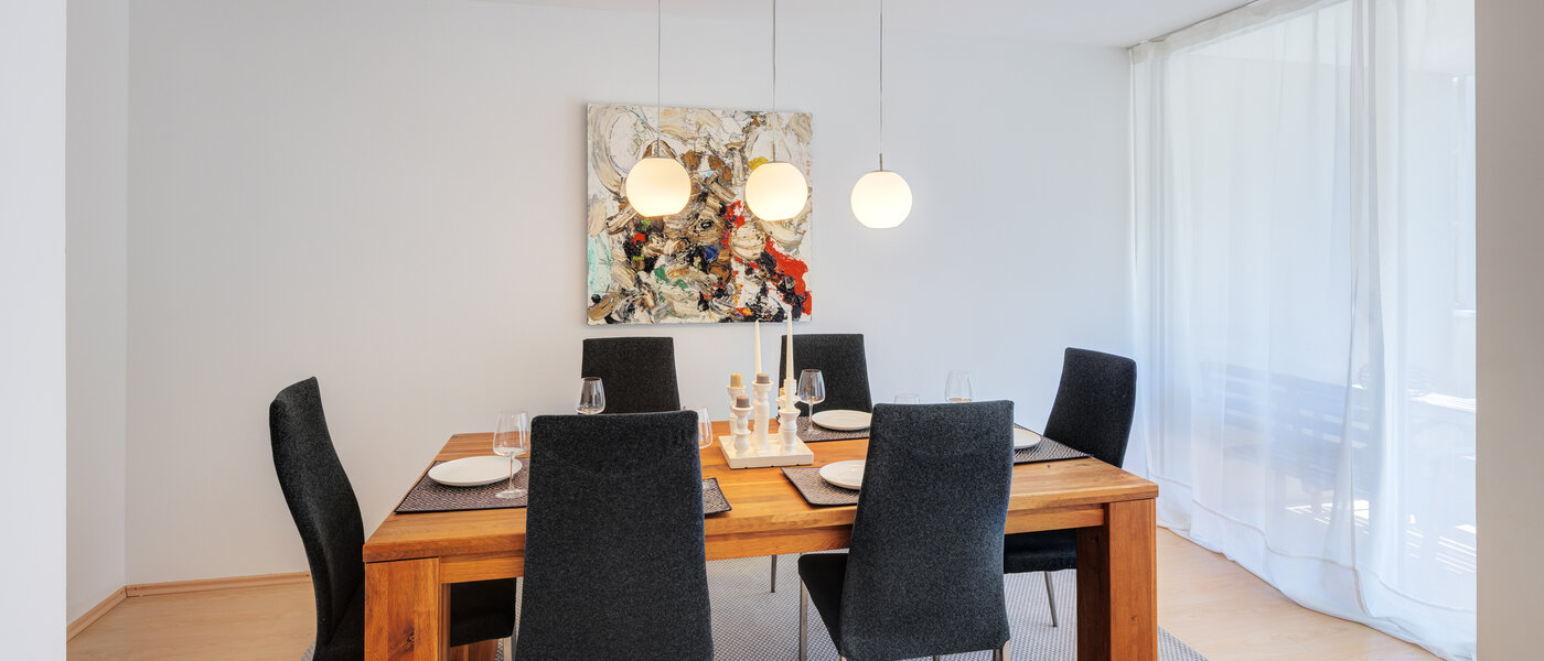 Wohnung München Schwabing-Nord (zw. Leopoldstraße & Englischen Garten) 02 Essbereich 7670