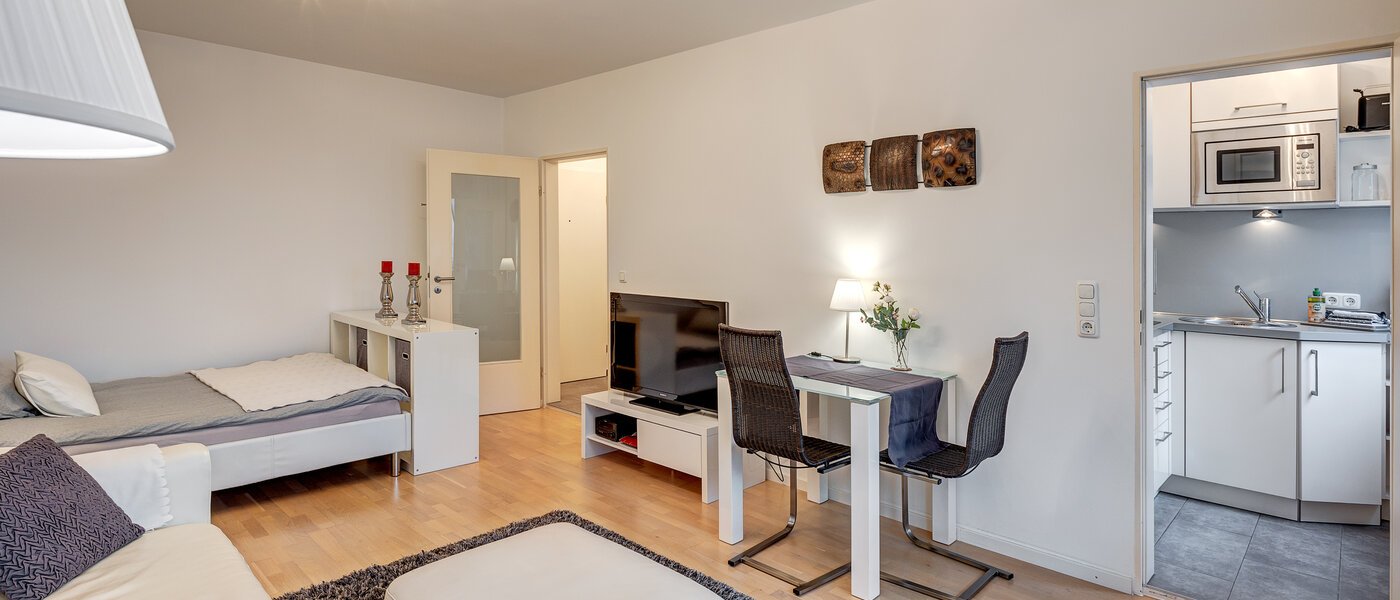 Wohnung München Schwabing-West (rund um den Hohenzollernplatz) 04 Wohnbereich 7675