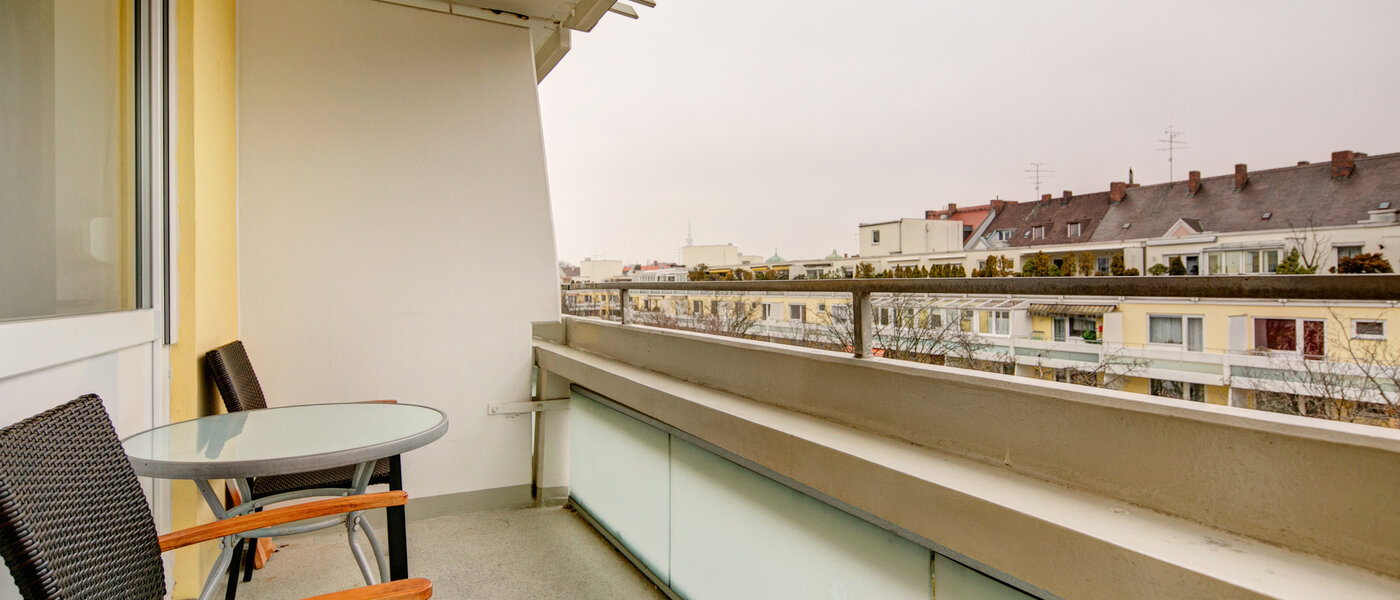 Wohnung München Neuhausen 01 Balkon 7677