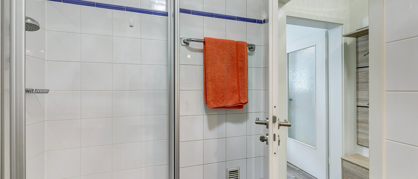Wohnung München Schwabing (links der Leopoldstraße) 02 Badezimmer 7687