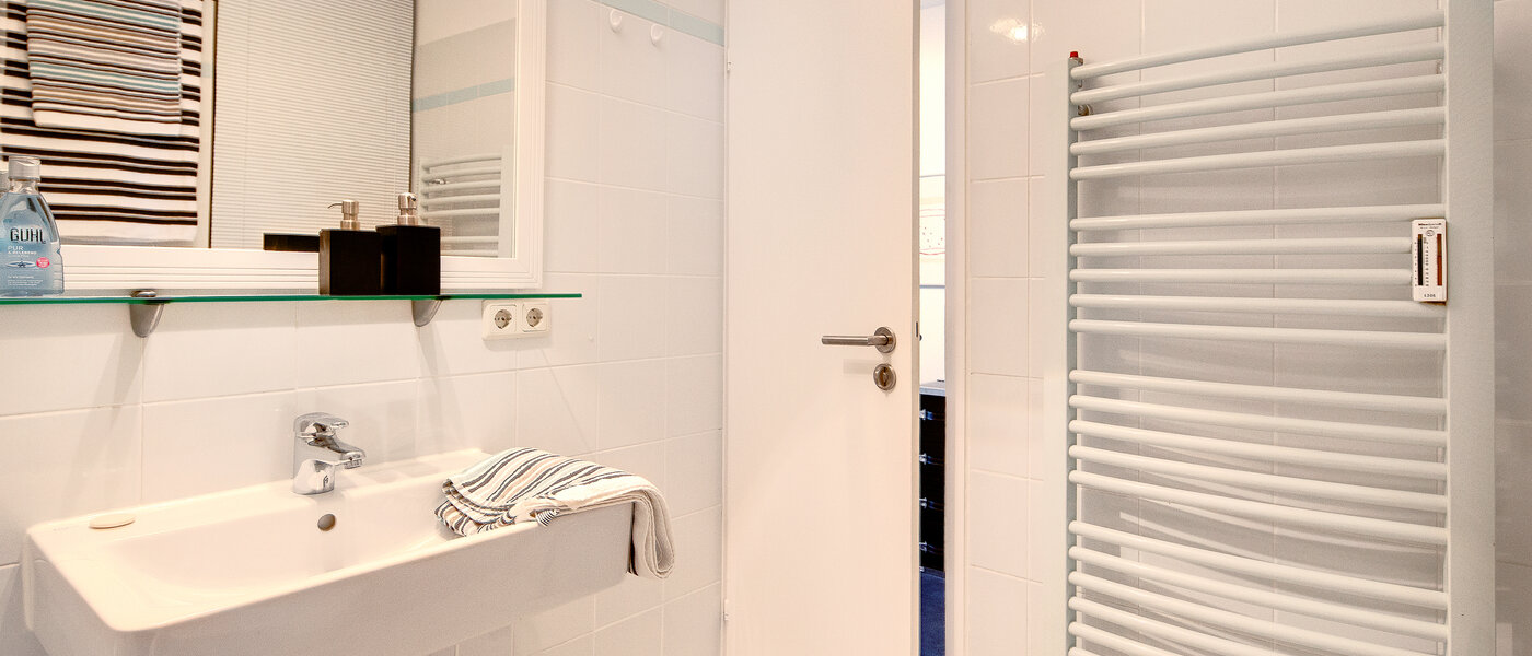 Dachterrassenwohnung München Schwabing-West (rund um den Hohenzollernplatz) 03 Badezimmer 7704