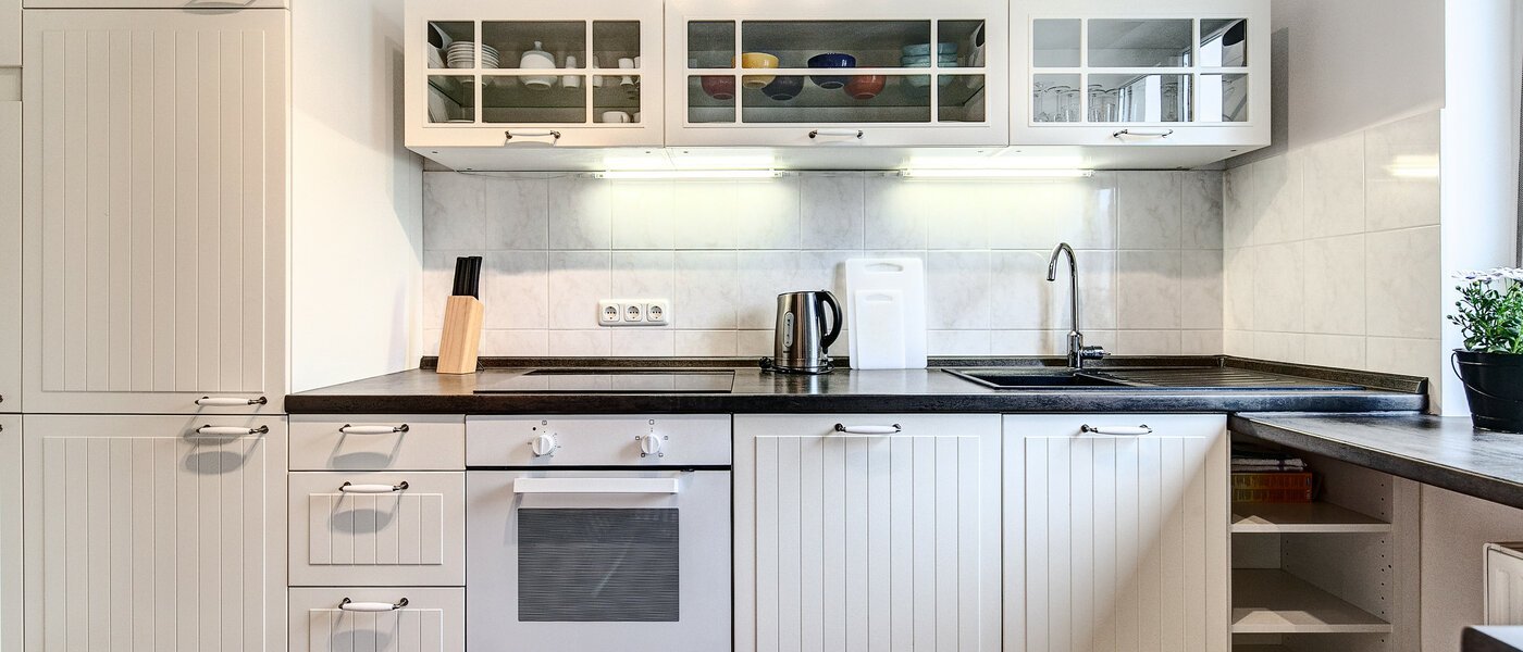 Wohnung München Schwabing (links der Leopoldstraße) 03 Küche 7776