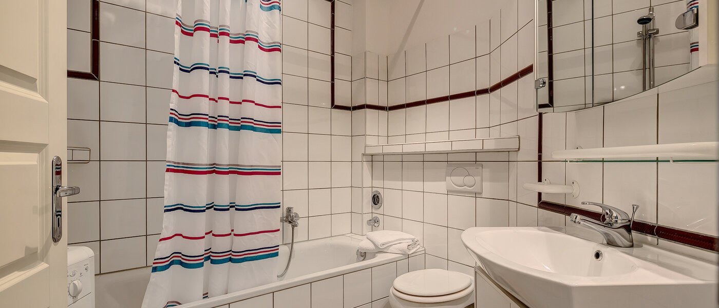Wohnung München Gärtnerplatzviertel 01 Badezimmer 781
