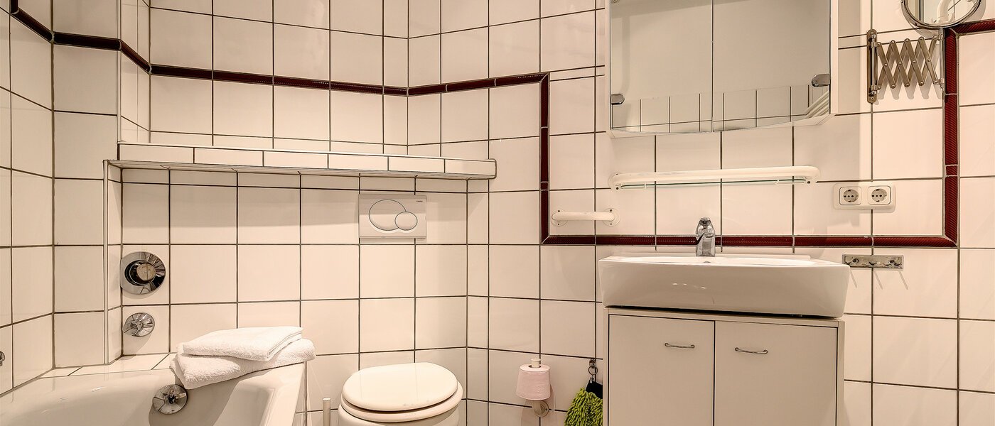 Wohnung München Gärtnerplatzviertel 02 Badezimmer 781
