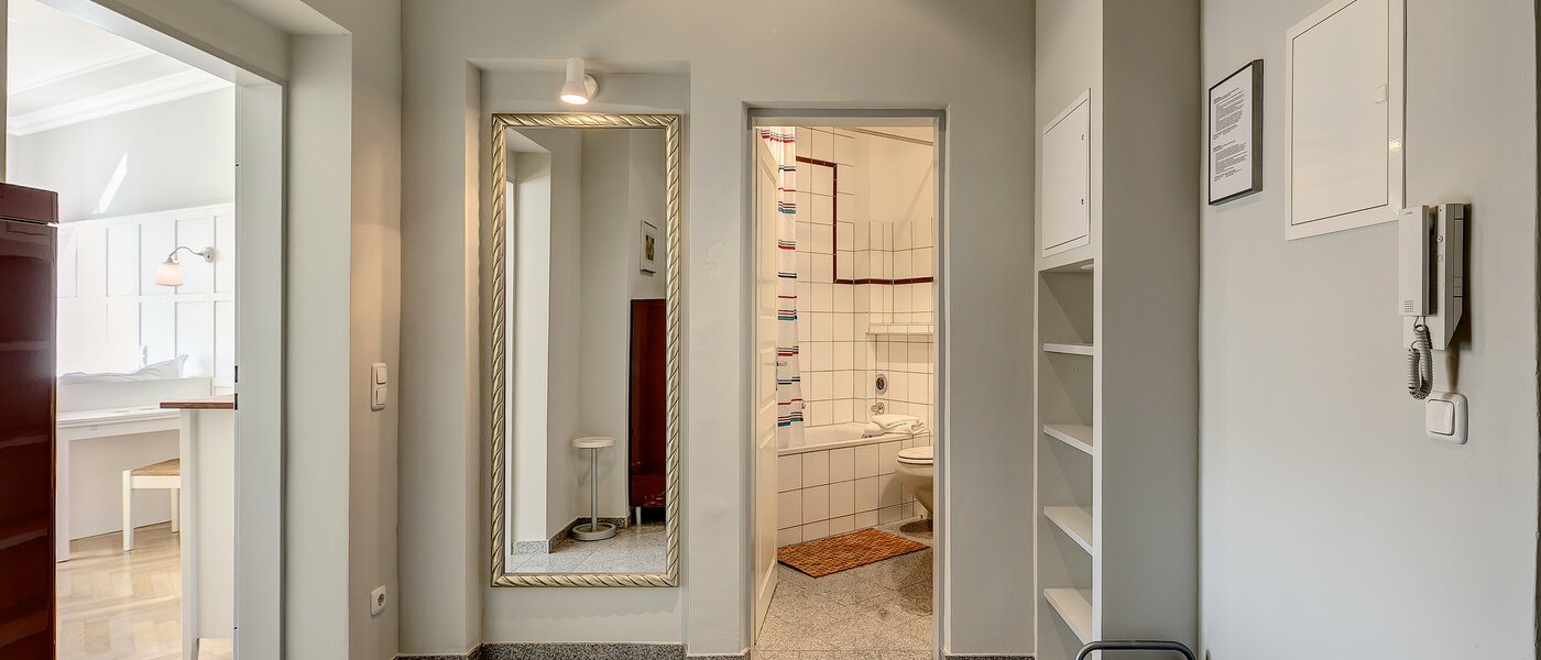 Wohnung München Gärtnerplatzviertel 02 Flur/Gang 781