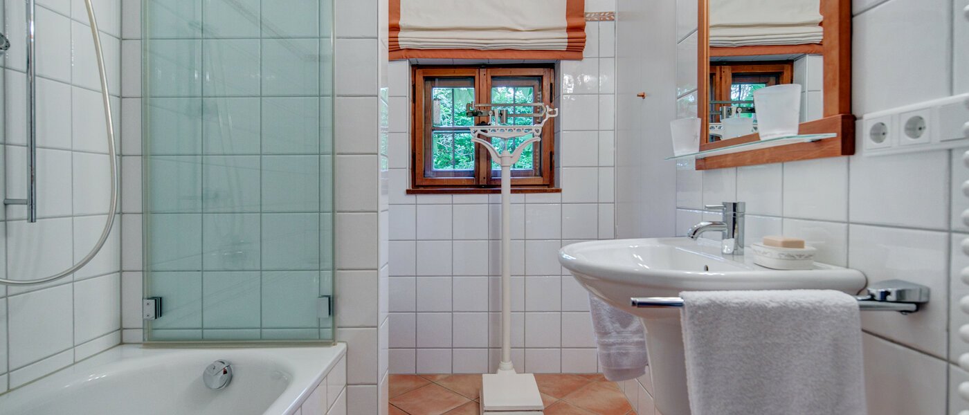 Haus Schäftlarn 01 Badezimmer 7847