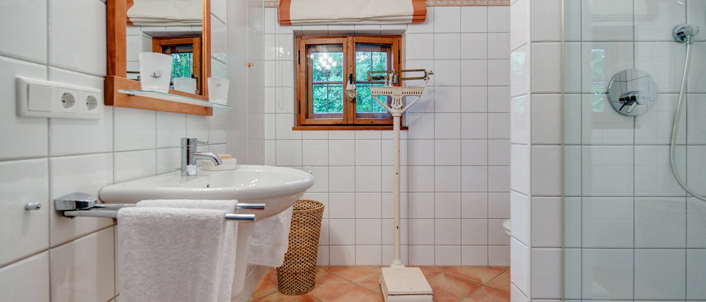 Haus Schäftlarn 01 2. Badezimmer 7847