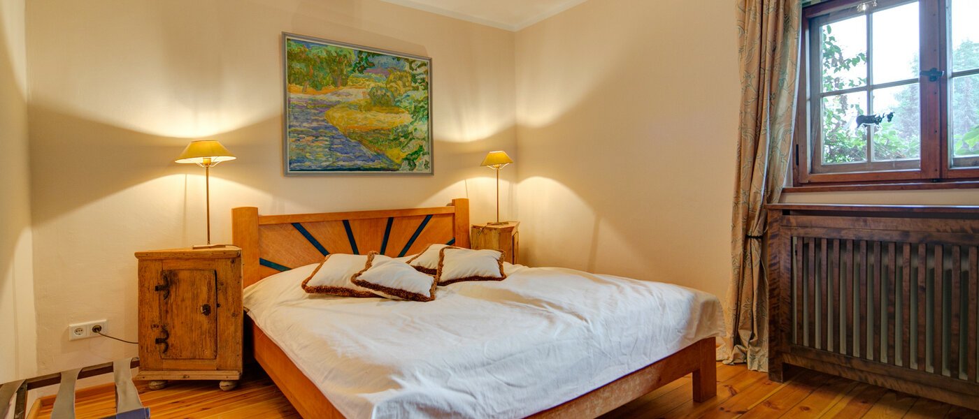 Haus Schäftlarn 01 1. Schlafzimmer 7847