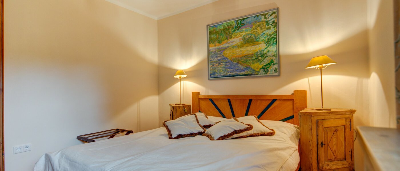 Haus Schäftlarn 02 1. Schlafzimmer 7847