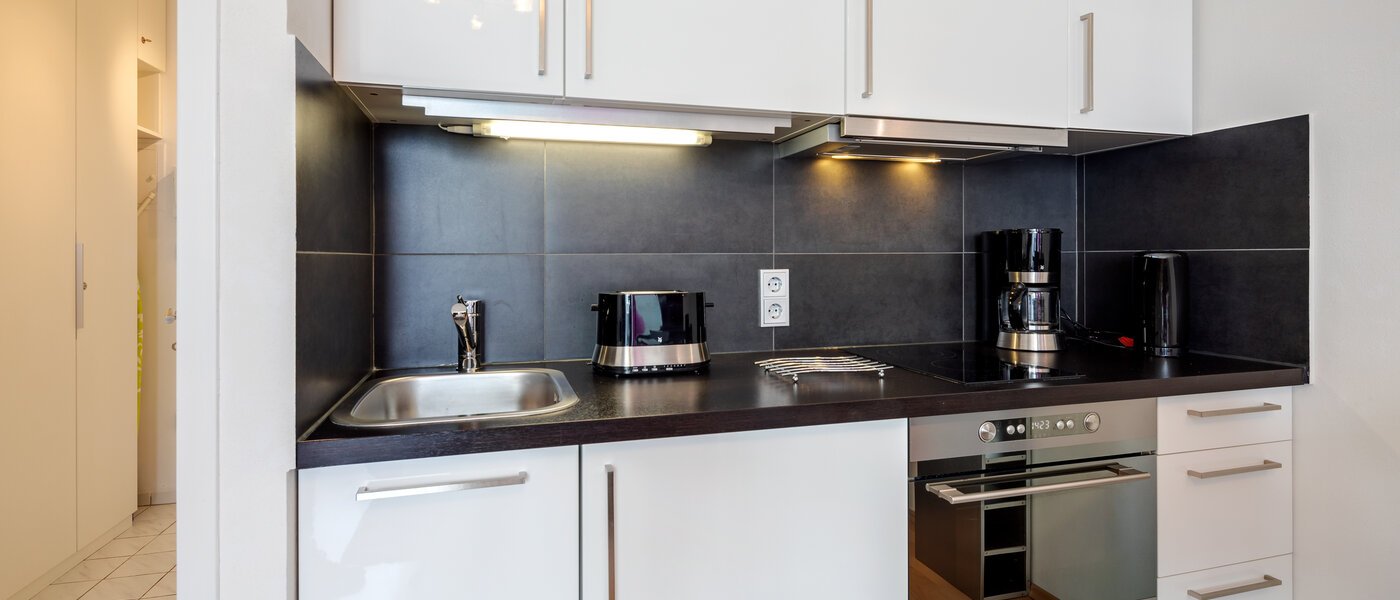 Apartment München Arabellapark 01 Küche 7848