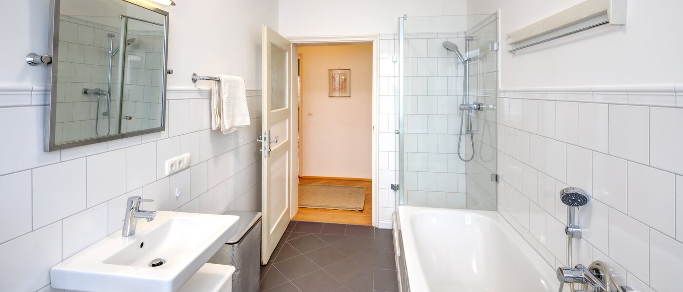 Wohnung München Maxvorstadt - Universitätsviertel 02 Badezimmer 7887