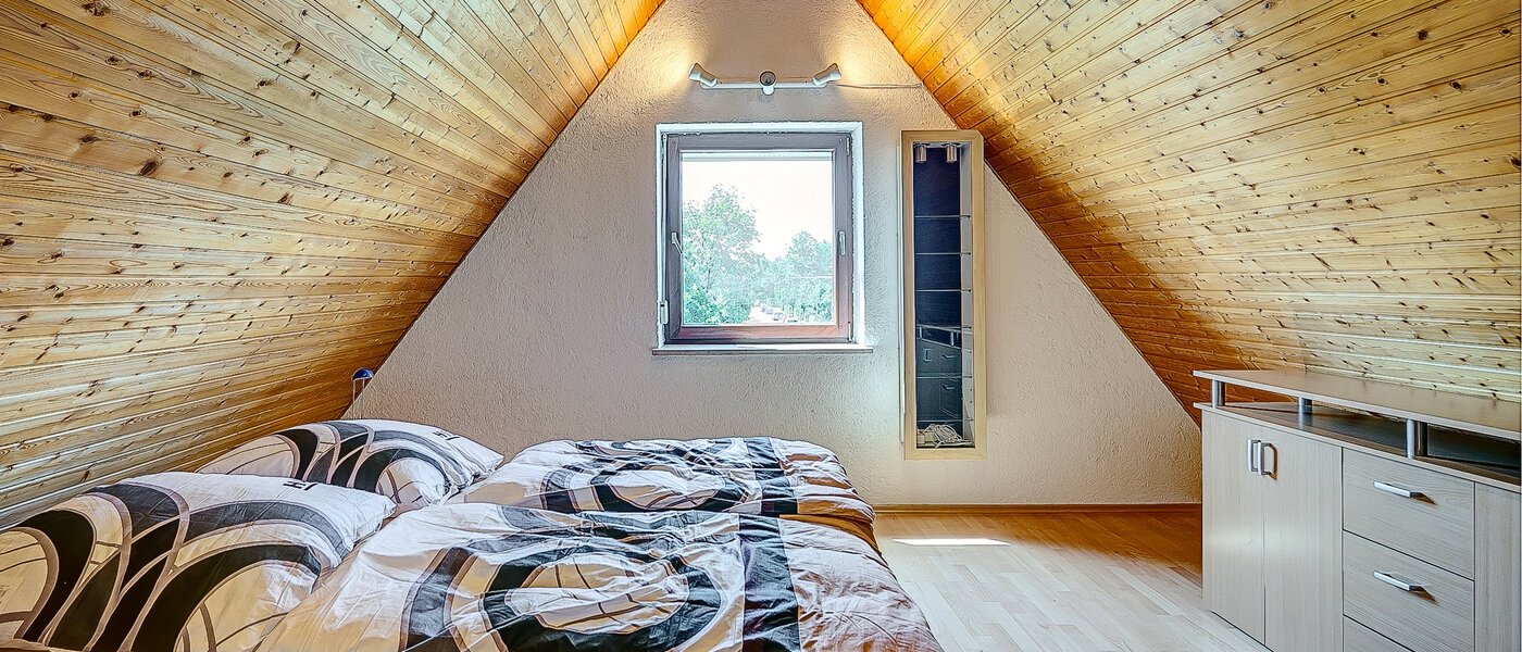 Dachgeschosswohnung München Untermenzing 02 Schlafen 7937