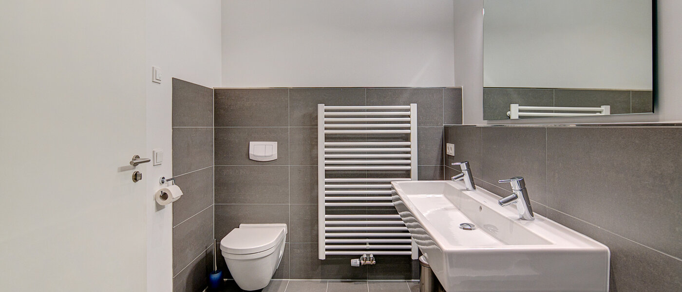 Haus München Schwabing-West 03 2. Badezimmer 7998