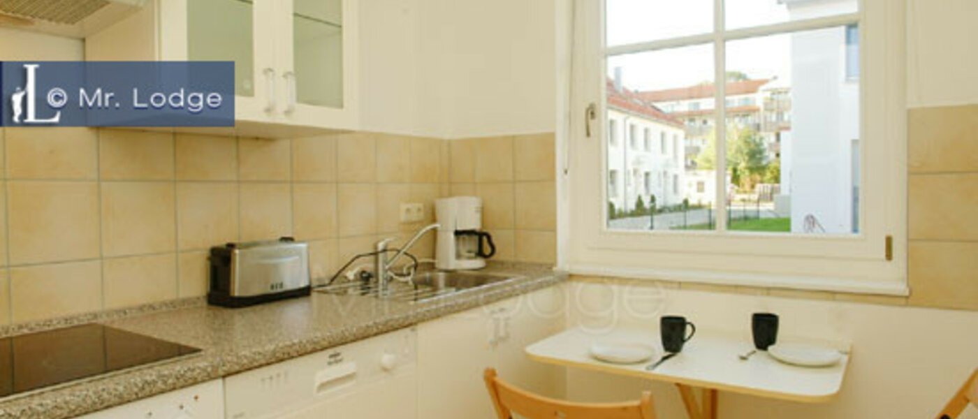 Reiheneckhaus Freising 01 Küche 8