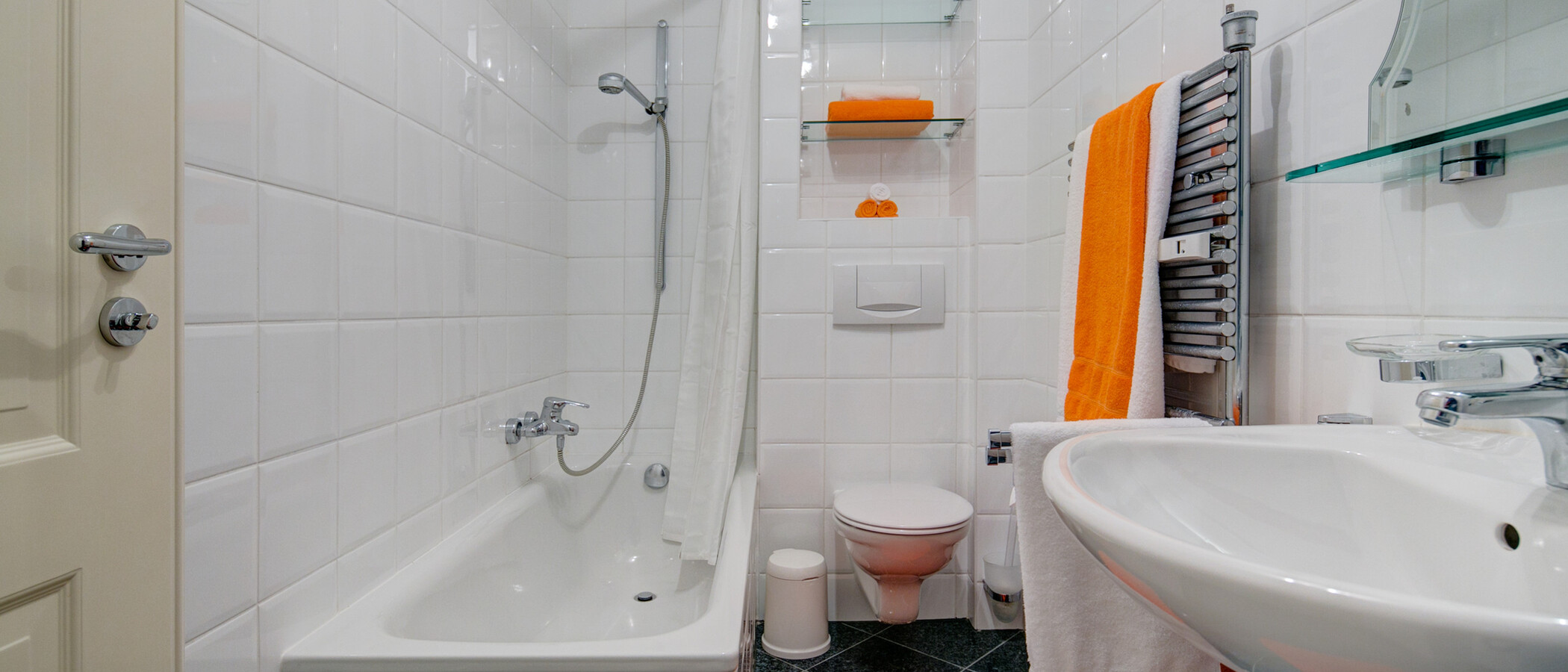 Dachgeschosswohnung München Altstadt 01 Badezimmer 8000