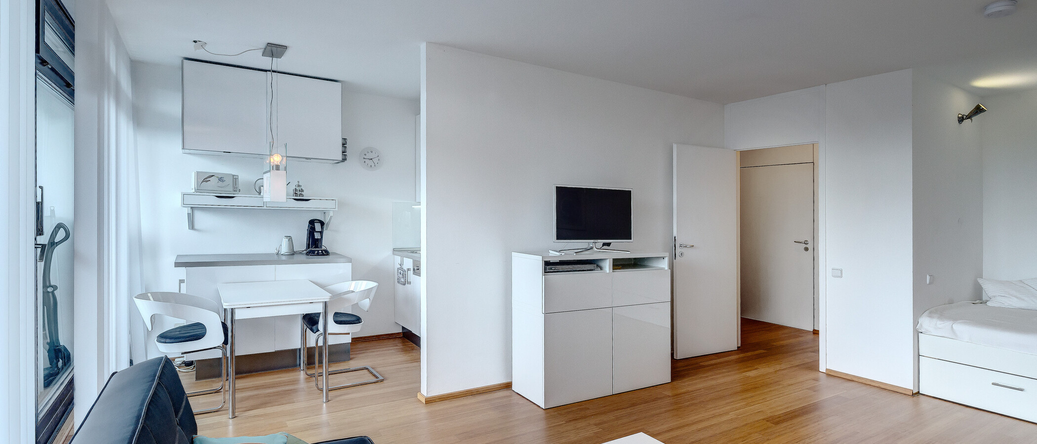 Wohnung München Schwabing-Nord (zw. Leopoldstraße & Englischen Garten) 02 Wohnen 8015