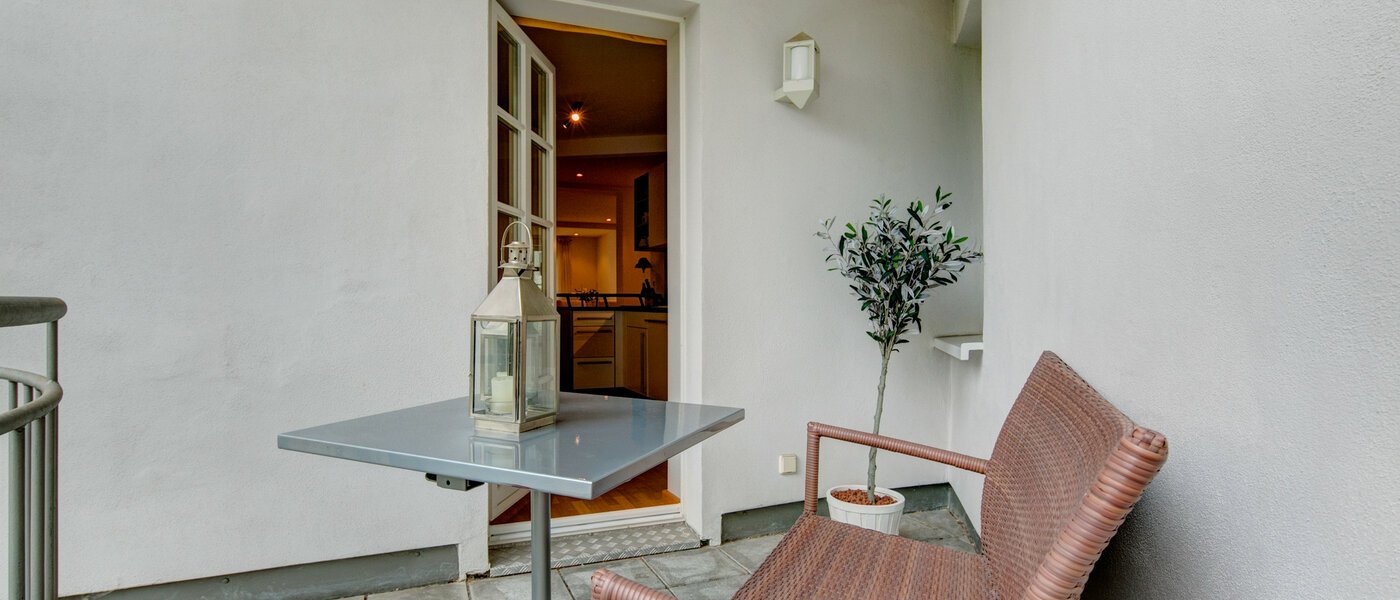 Wohnung München Glockenbachviertel 03 Balkon 8066