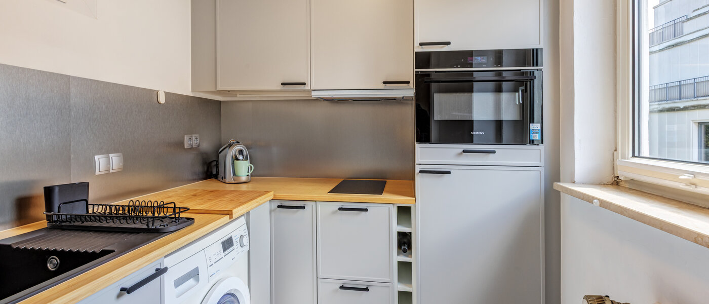 Wohnung München Schwabing-Nord (zw. Belgrad- & Leopoldstraße) 01 Küche 8072