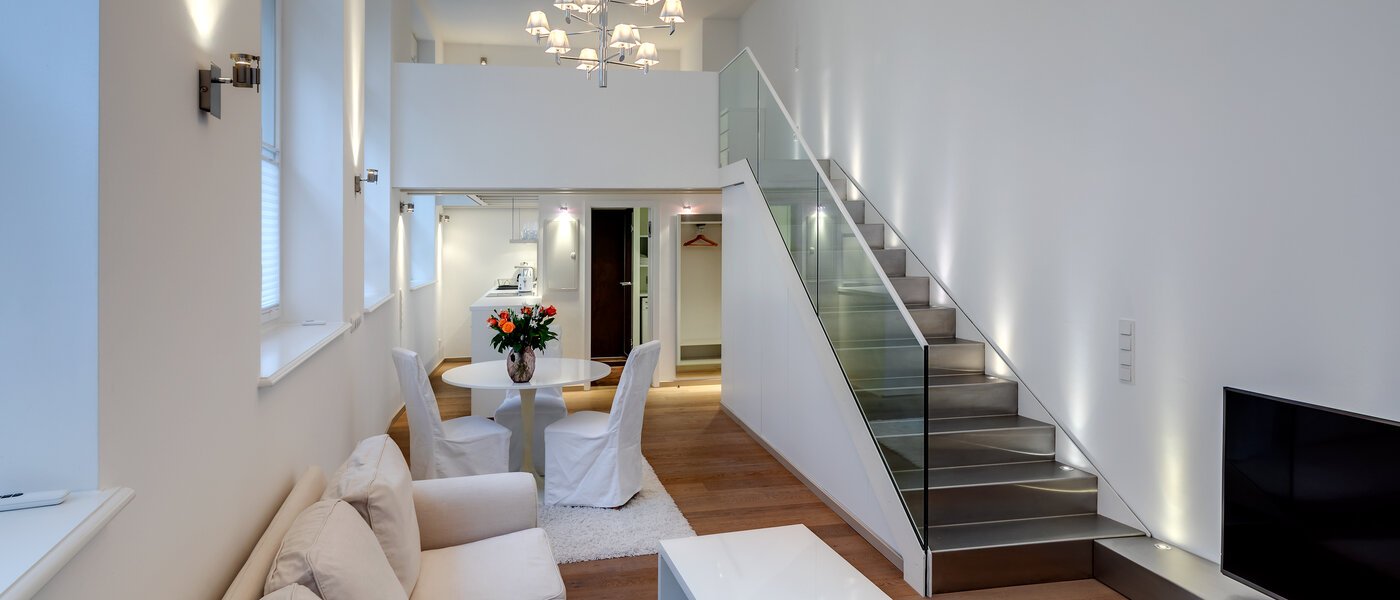 Galeriewohnung München Maxvorstadt 01 Wohnen 8163