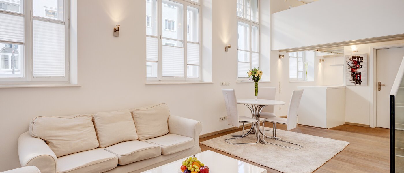 Galeriewohnung München Maxvorstadt 05 Wohnbereich 8163