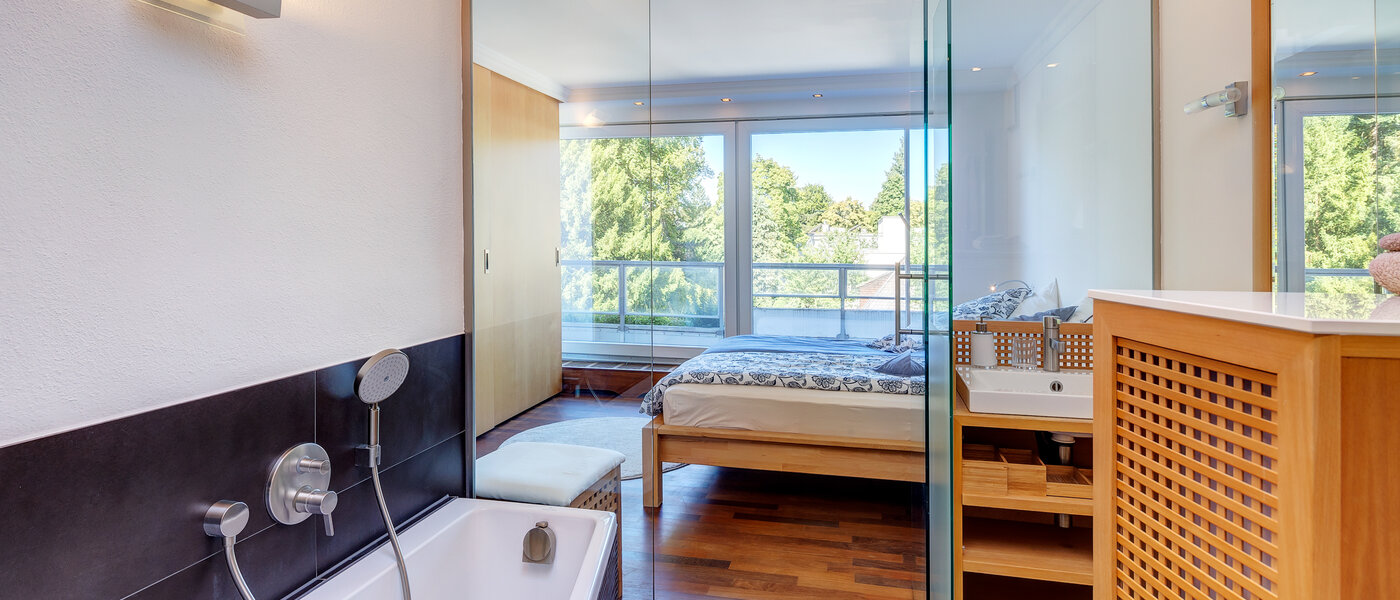 Dachgeschosswohnung München Menterschwaige 01 Badezimmer 8181