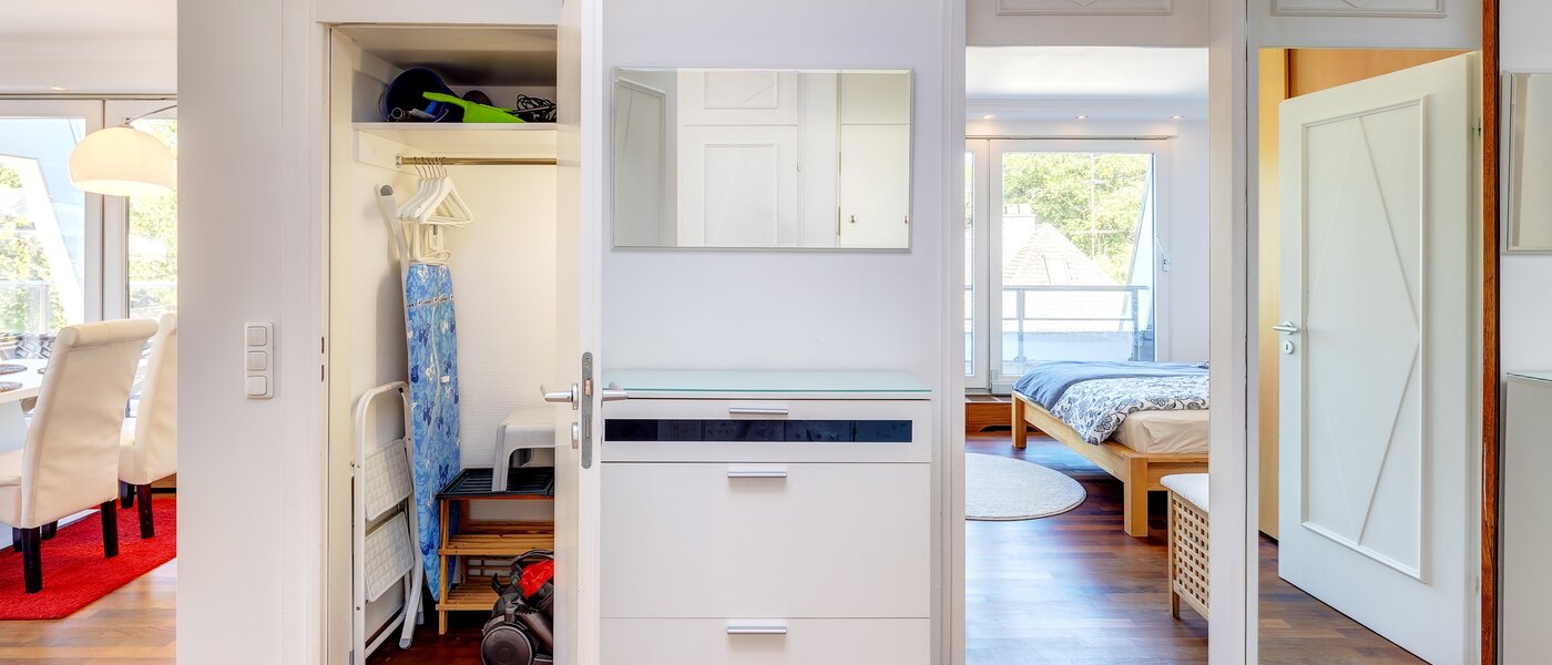 Dachgeschosswohnung München Menterschwaige 04 Flur/Gang 8181