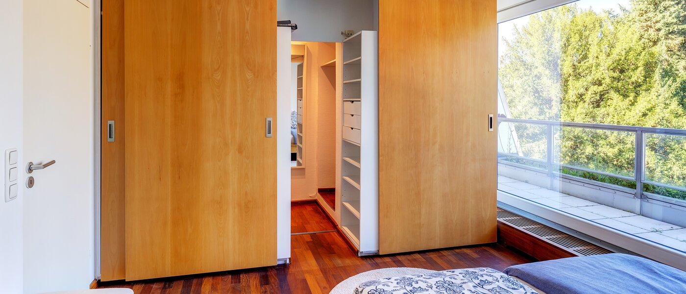 Dachgeschosswohnung München Menterschwaige 03 Schlafzimmer 8181