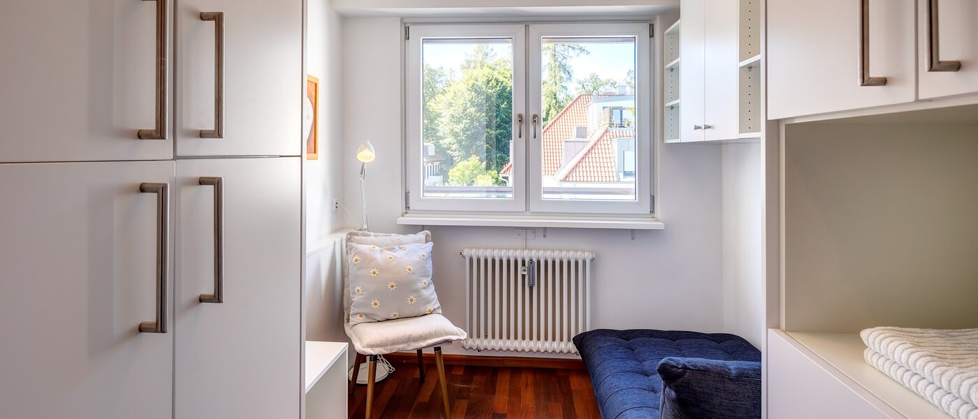Dachgeschosswohnung München Menterschwaige 01 Gästezimmer 8181
