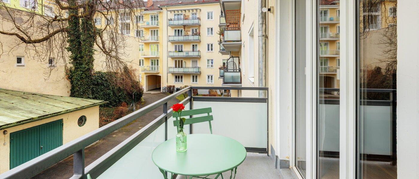 Wohnung München Maxvorstadt - Universitätsviertel 01 Balkon 8243