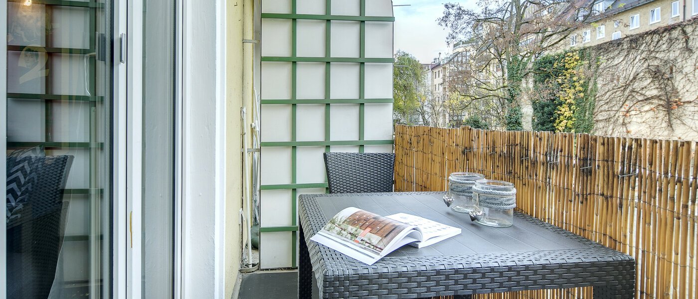 Wohnung München Maxvorstadt - Universitätsviertel 02 Balkon 8243
