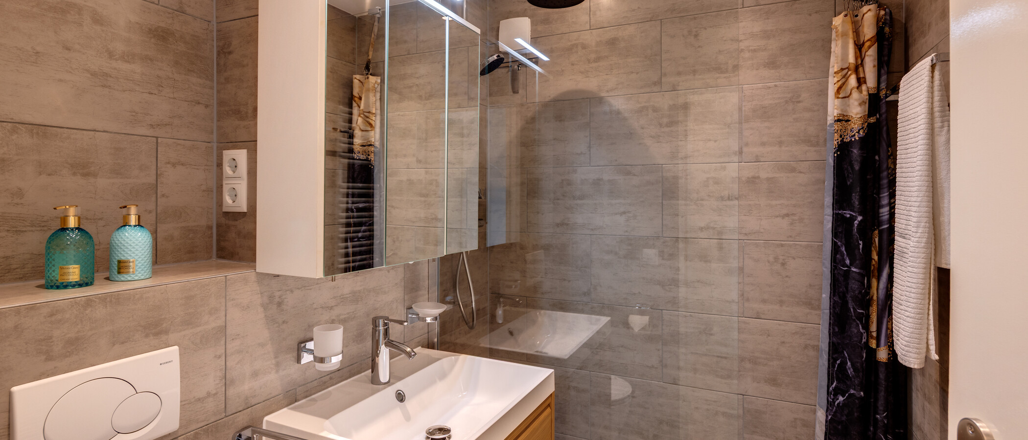 Wohnung München Berg am Laim 01 Badezimmer 8248