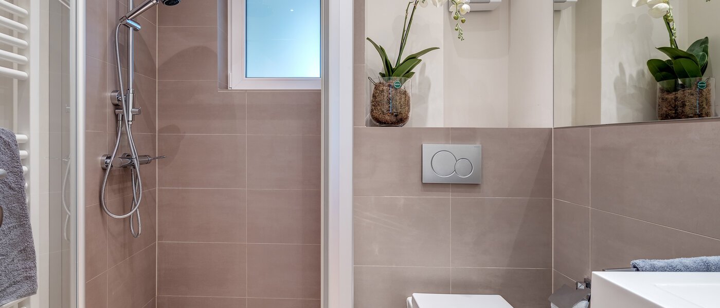 Wohnung München Schwabing 02 Badezimmer 8281