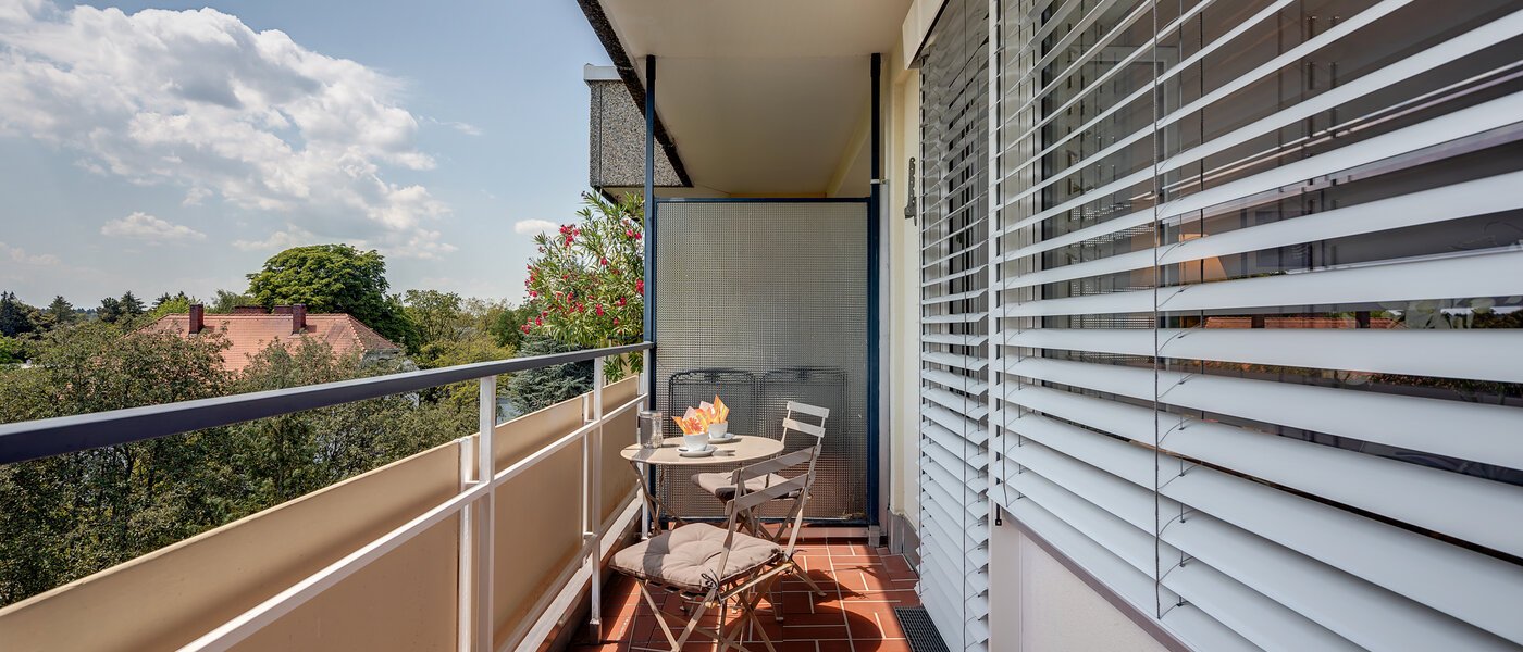 Dachgeschosswohnung München Solln 01 Balkon 8282