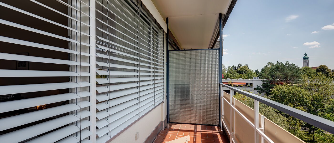 Dachgeschosswohnung München Solln 03 Balkon 8282