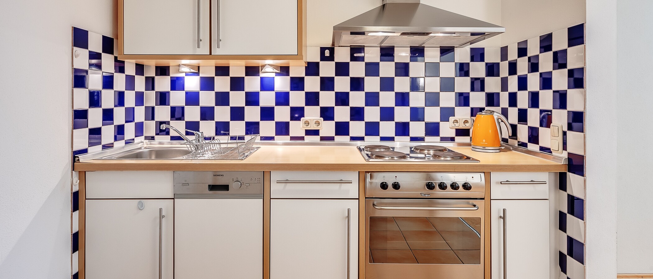 Wohnung München Maxvorstadt 01 Küche 83