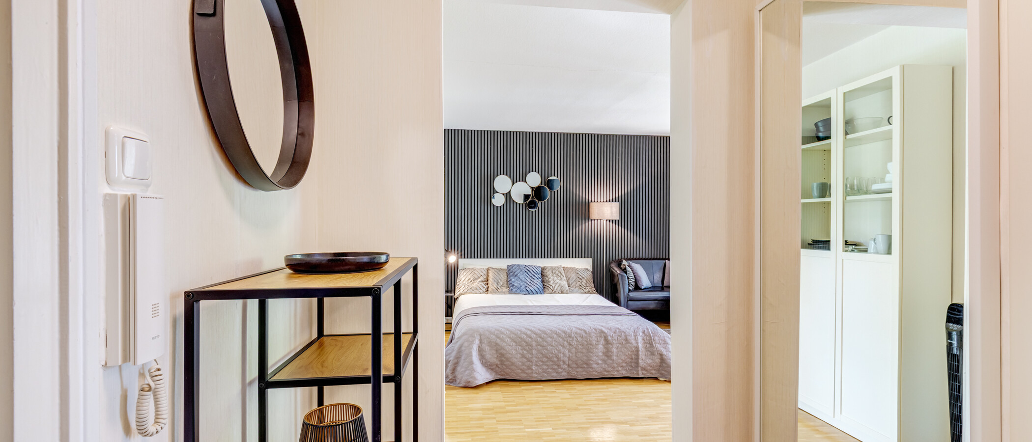 Wohnung München Maxvorstadt - Rund um den Josephsplatz 01 Flur/Gang 8302