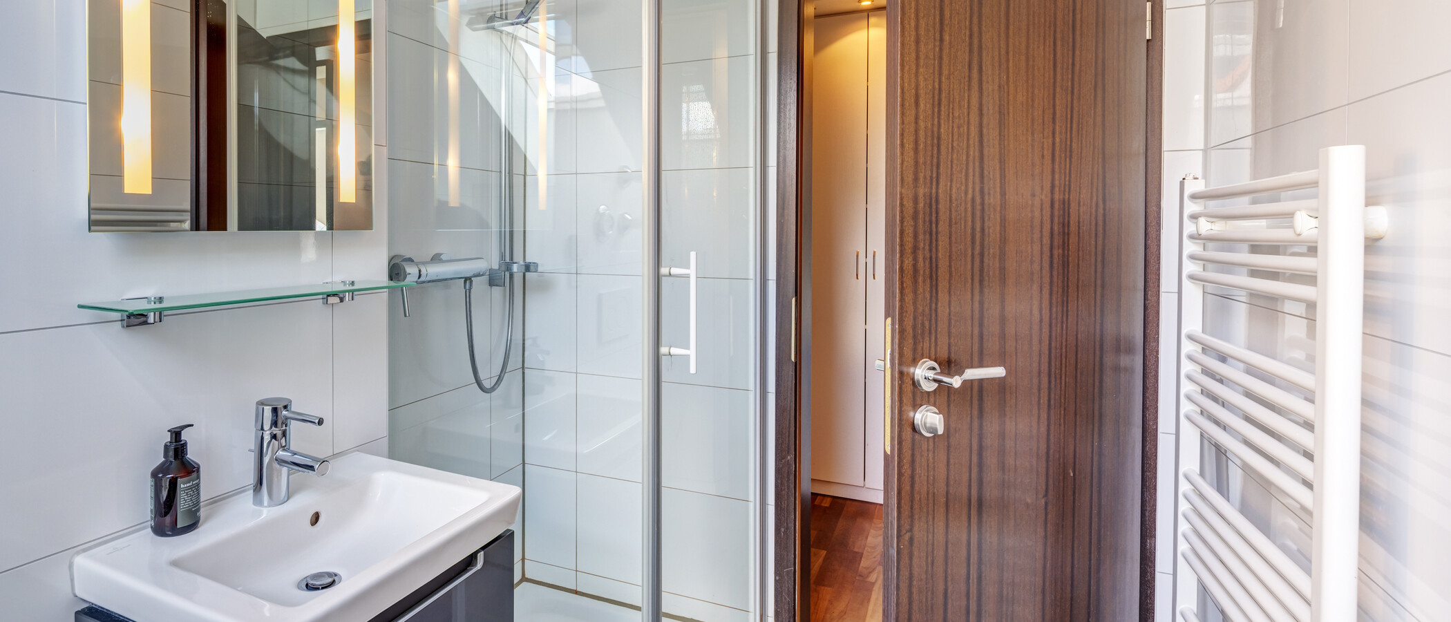 Wohnung Ottobrunn 02 Badezimmer 8329