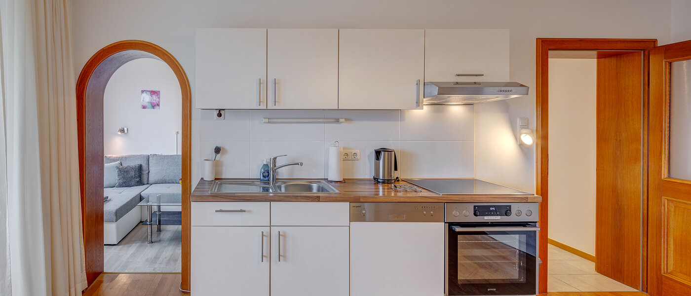 Wohnung München Bogenhausen 02 Küche 8368