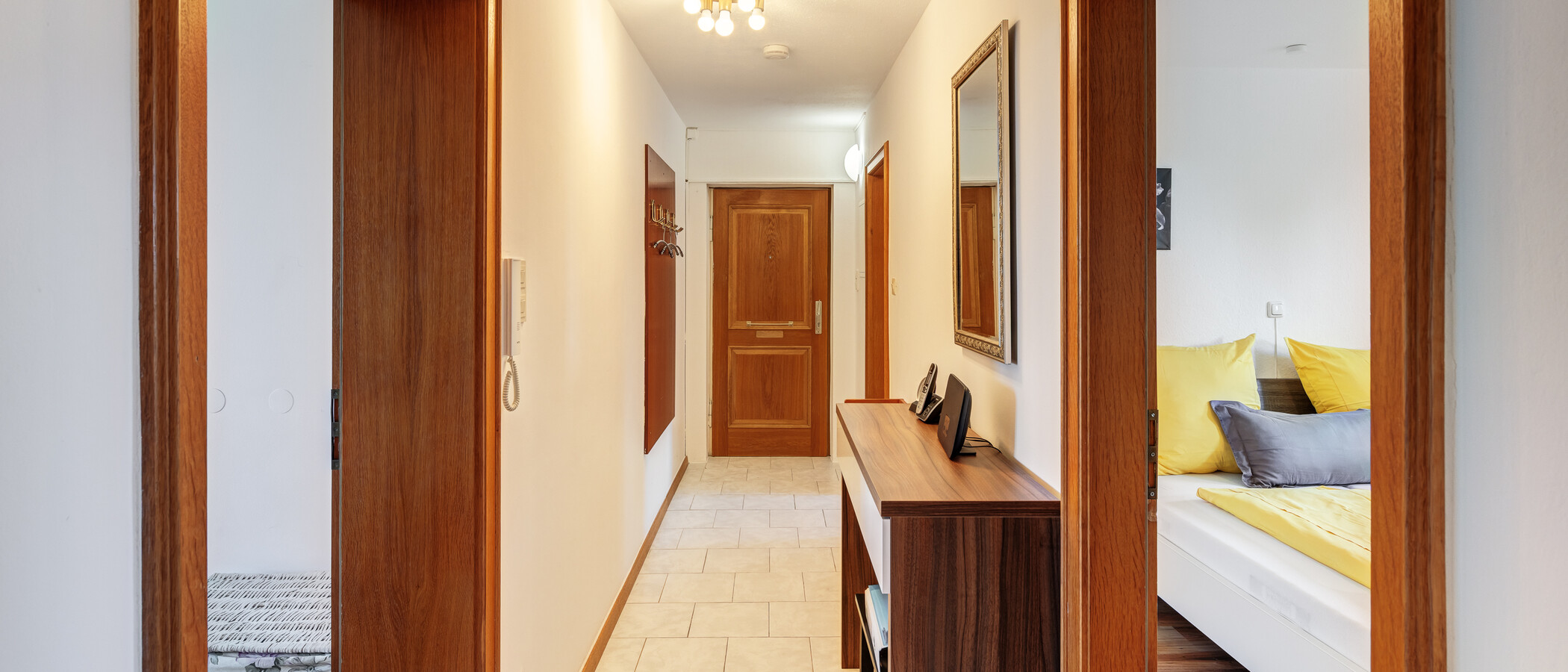 Wohnung München Bogenhausen 01 Flur/Gang 8368