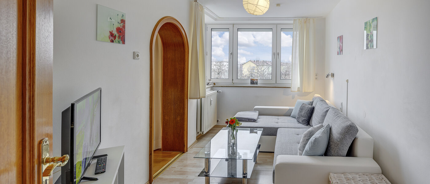 Wohnung München Bogenhausen 01 Wohnzimmer 8368